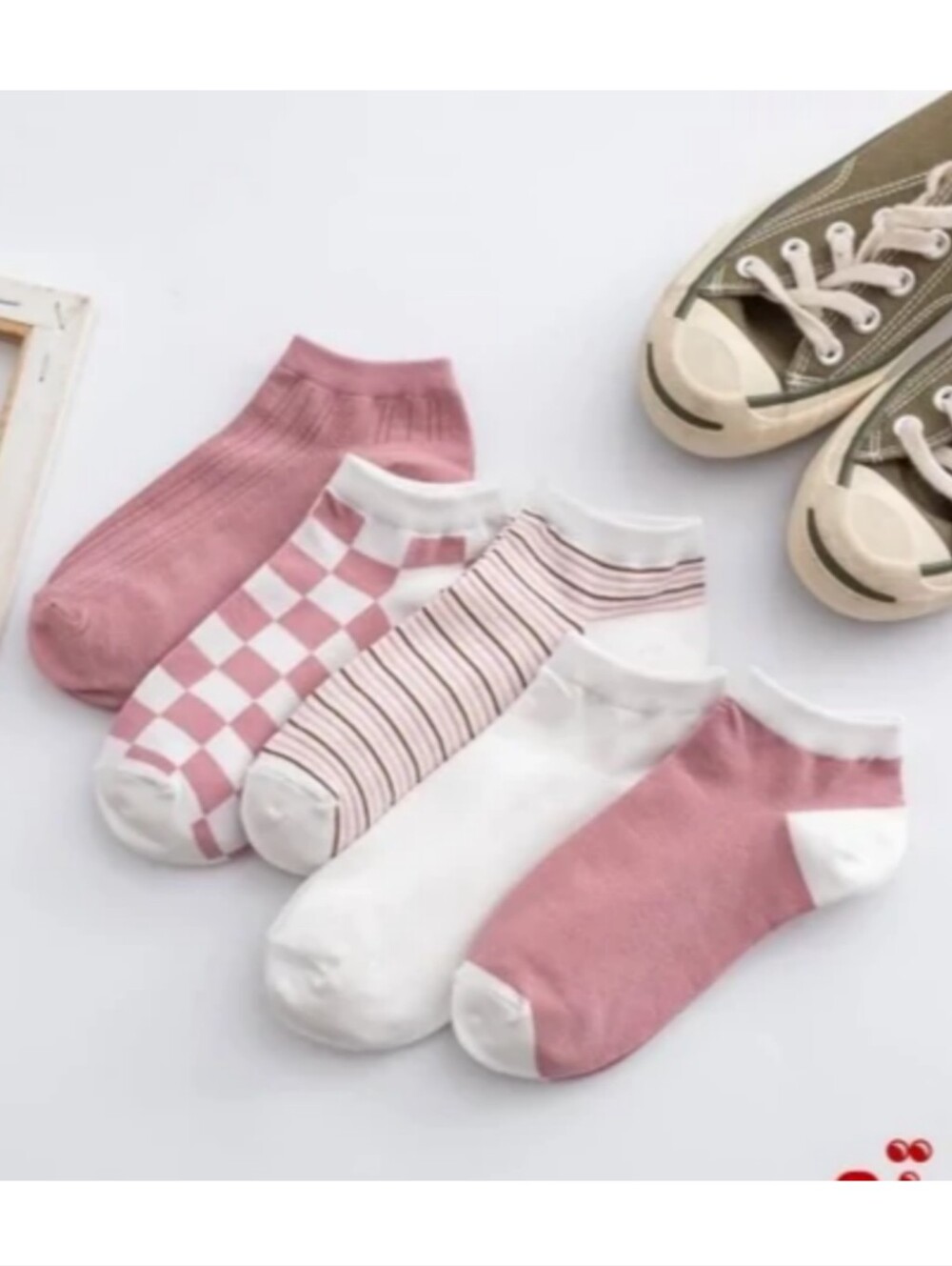 5 Pair Of Footie Socks